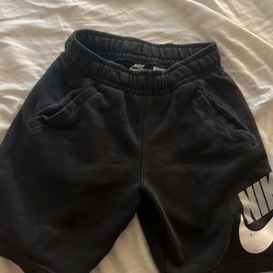 XS womens nike shorts